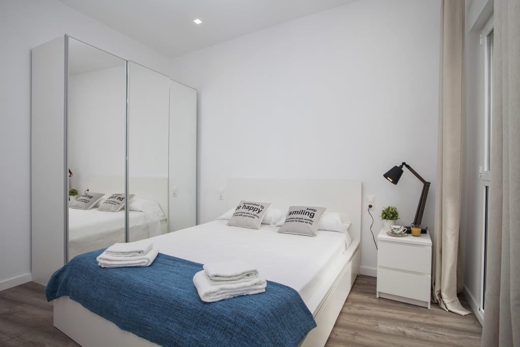 Quart Apartment Валенсия Стая снимка